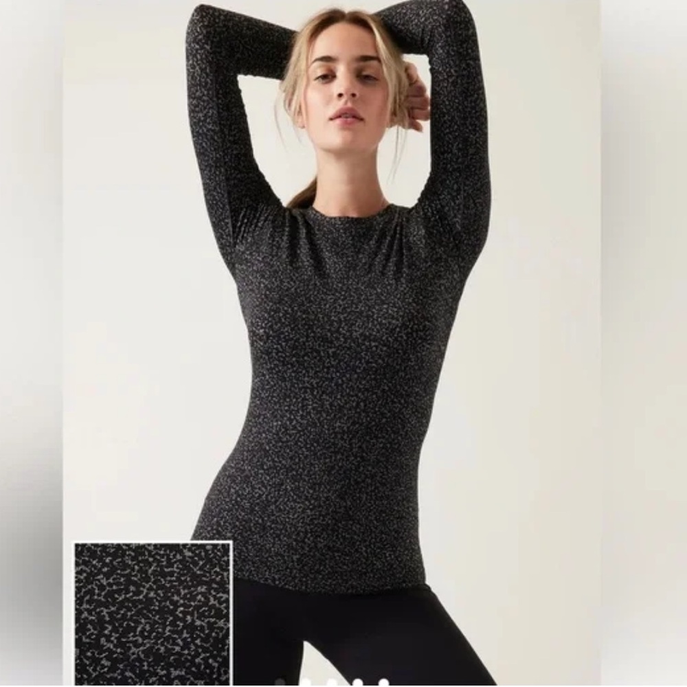 ATHLETA Momentum seamless top